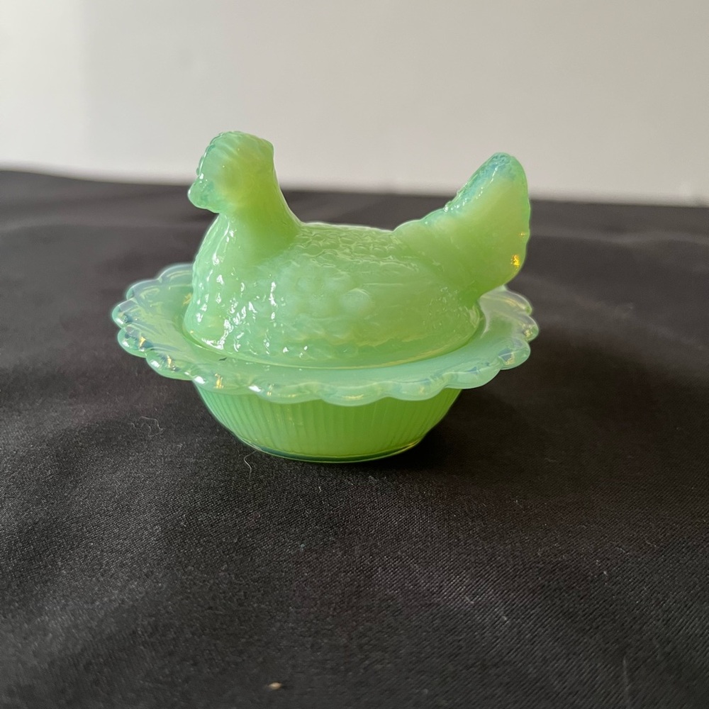 Hen on Nest Mosser Glass Jadite Salt Sellar